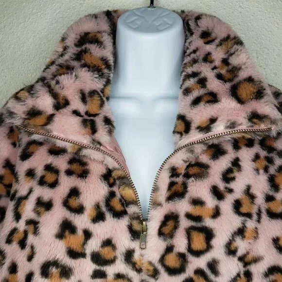 Know One Cares Women's Plush Leopard Print Full Zip Jacket, Pockets Sz M (1202) - Picture 3 of 6